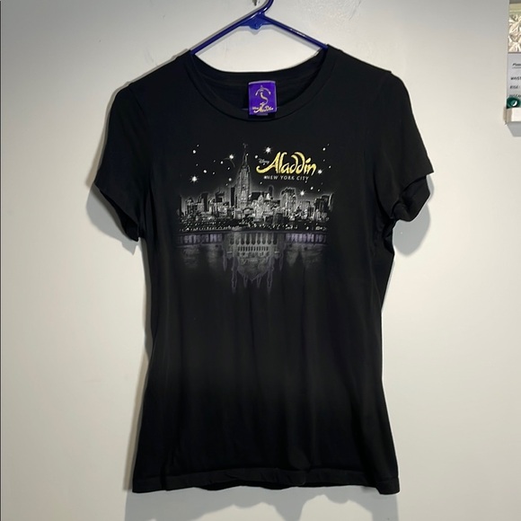 Disney Aladdin New York City Broadway Musical tshirt - Picture 1 of 6